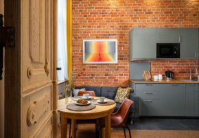 Oak Doors Apartament w Rynku - ProperUNIT